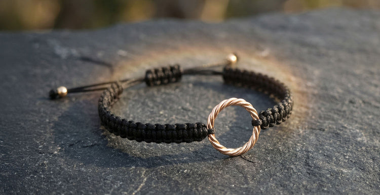 Bransoletki sznurkowe